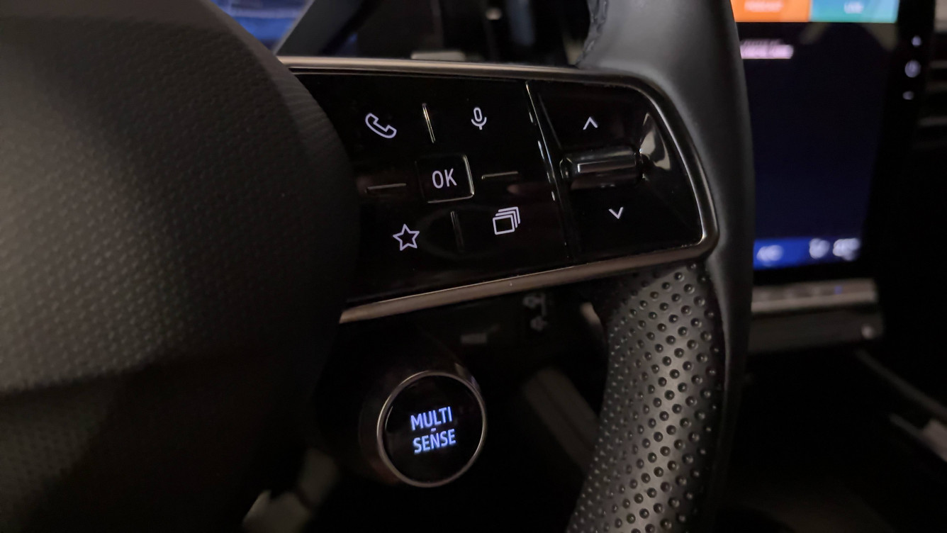 Acheter Renault Austral Austral E-Tech full hybrid 200 GSR2 Techno 5p occasion dans les concessions du Groupe Faurie