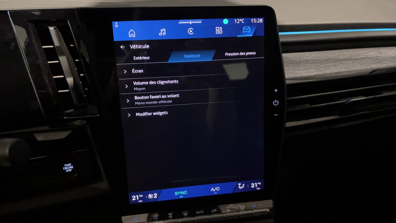 Acheter Renault Austral Austral E-Tech full hybrid 200 GSR2 Techno 5p occasion dans les concessions du Groupe Faurie