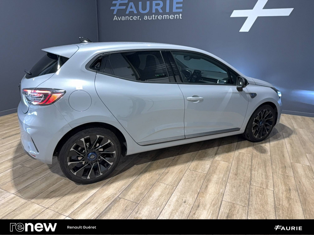 Acheter Renault Clio 5 Clio TCe 90 ch GSR2 Esprit Alpine 5p occasion dans les concessions du Groupe Faurie