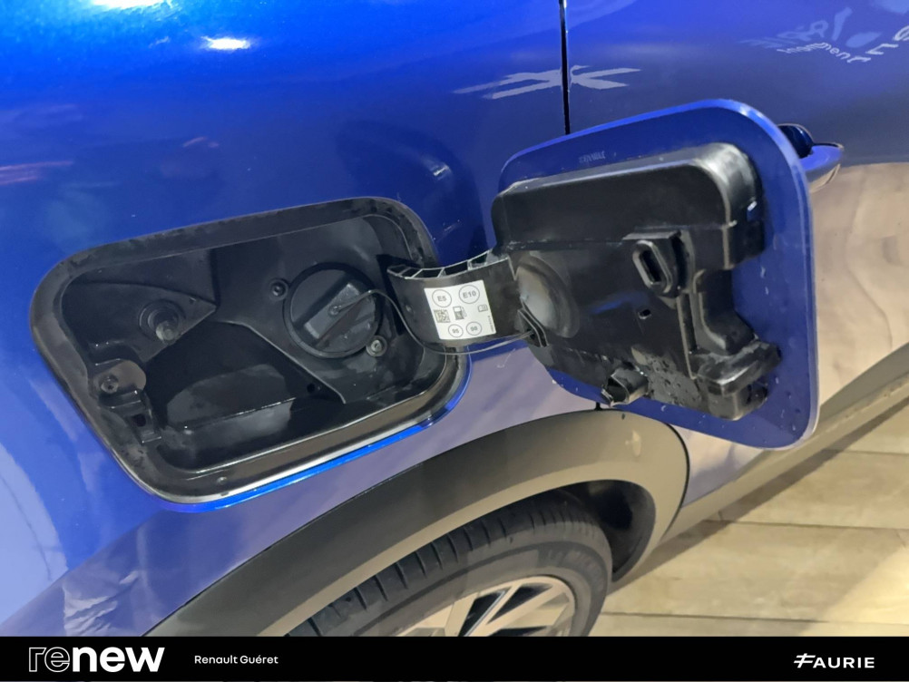 Acheter Renault Captur 2 Captur E-Tech full hybrid 145 ch esprit Alpine 5p occasion dans les concessions du Groupe Faurie