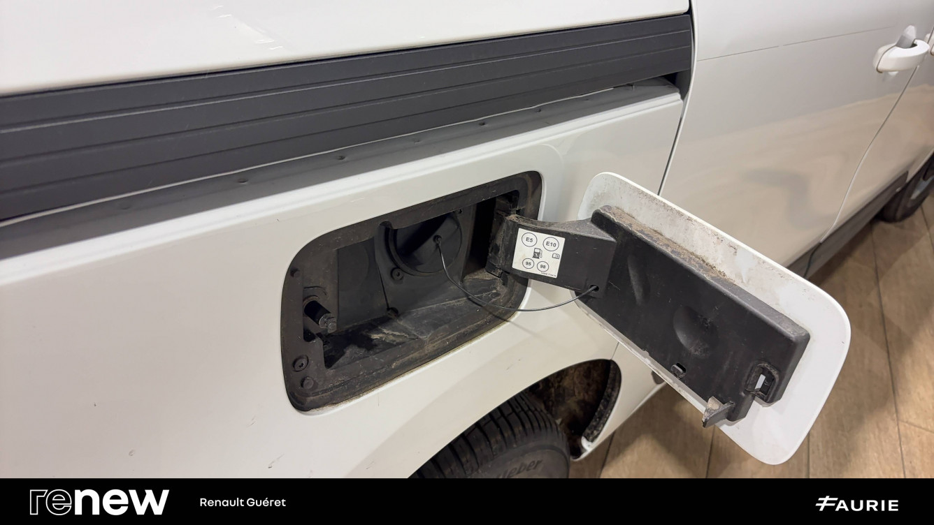 Acheter Renault Kangoo 3 KANGOO VAN TCE 130 EXTRA - 22 5p occasion dans les concessions du Groupe Faurie