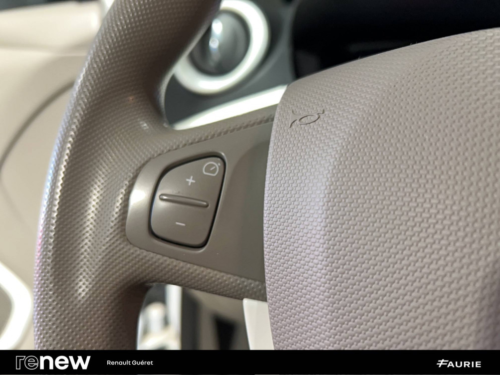 Acheter Renault Zoe Zoe Life Gamme 2017 5p occasion dans les concessions du Groupe Faurie