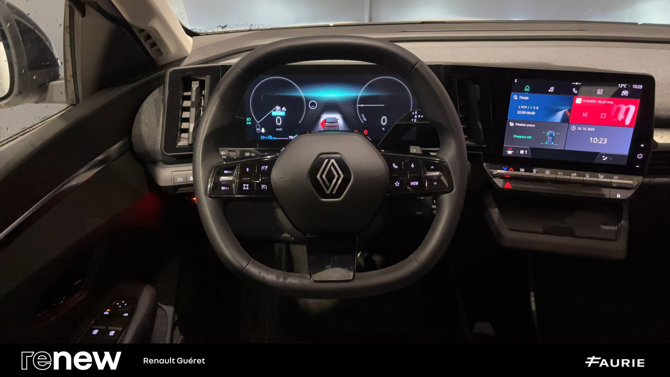 Acheter Renault Megane E-Tech Megane E-Tech EV60 220 ch super charge Equilibre 5p occasion dans les concessions du Groupe Faurie