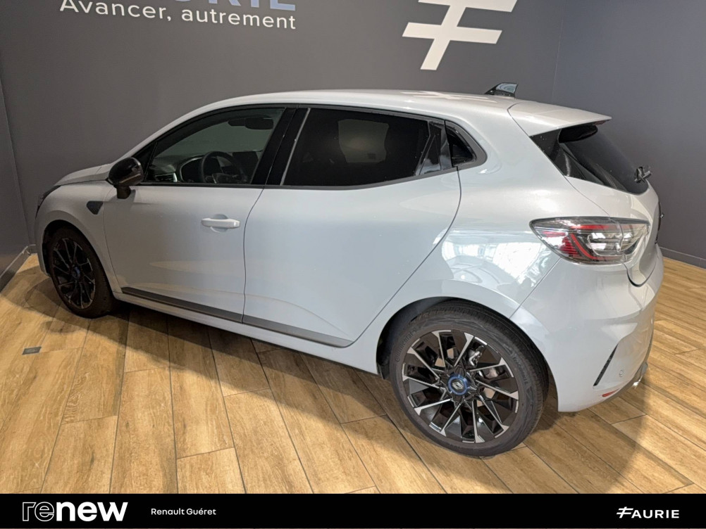 Acheter Renault Clio 5 Clio TCe 90 ch GSR2 Esprit Alpine 5p occasion dans les concessions du Groupe Faurie