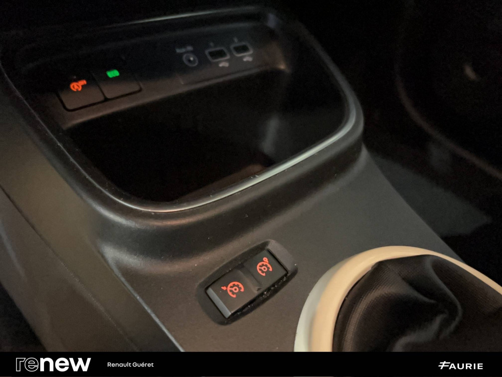 Acheter Renault Twingo 3 Twingo III TCe 95 Intens 5p occasion dans les concessions du Groupe Faurie
