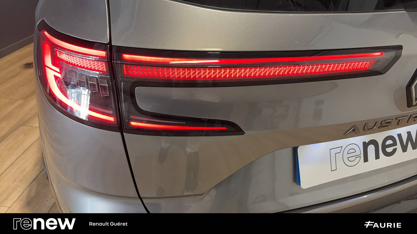 Acheter Renault Austral Austral E-Tech hybrid 200 Techno esprit Alpine 5p occasion dans les concessions du Groupe Faurie