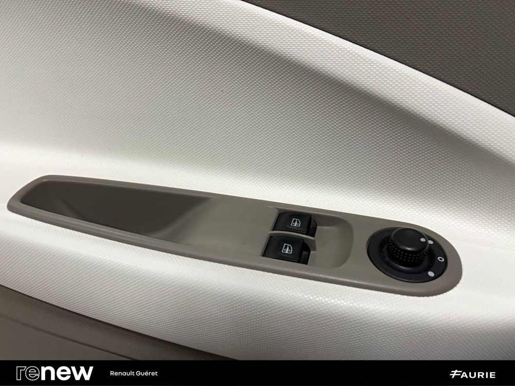 Acheter Renault Zoe Zoe Life Gamme 2017 5p occasion dans les concessions du Groupe Faurie