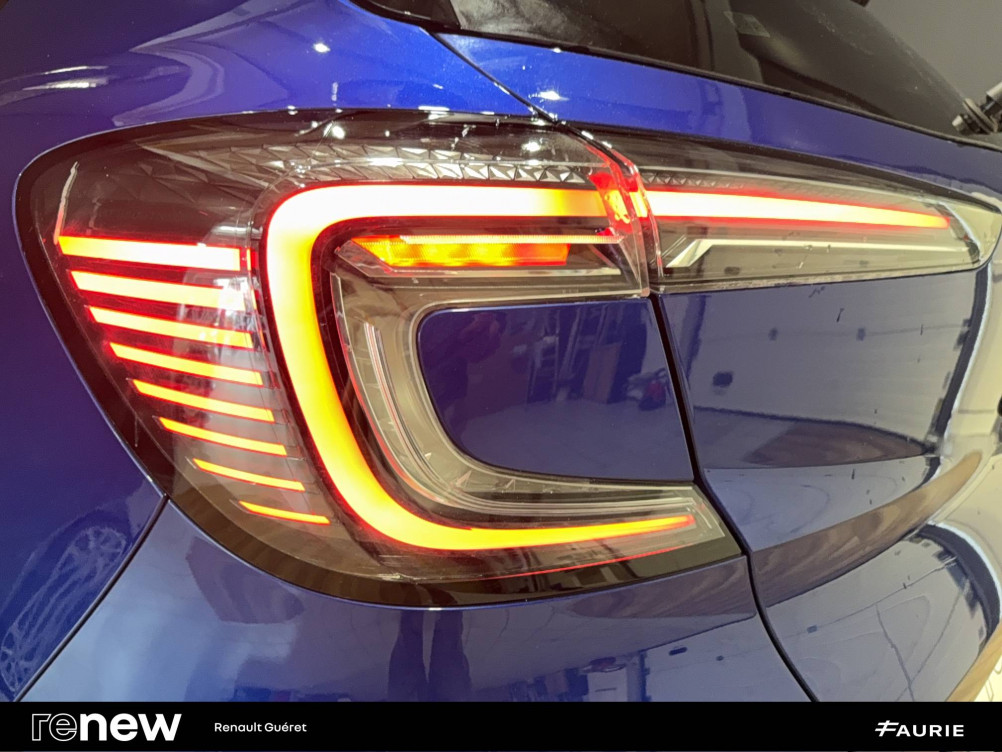 Acheter Renault Captur 2 Captur E-Tech full hybrid 145 ch esprit Alpine 5p occasion dans les concessions du Groupe Faurie