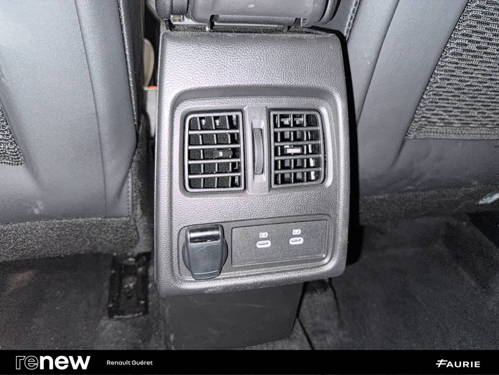 Acheter Renault Captur 2 Captur E-Tech full hybrid 145 ch esprit Alpine 5p occasion dans les concessions du Groupe Faurie