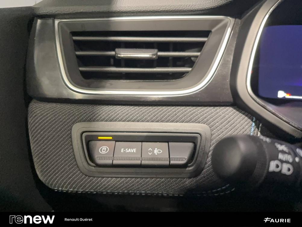 Acheter Renault Captur 2 Captur E-Tech full hybrid 145 ch esprit Alpine 5p occasion dans les concessions du Groupe Faurie