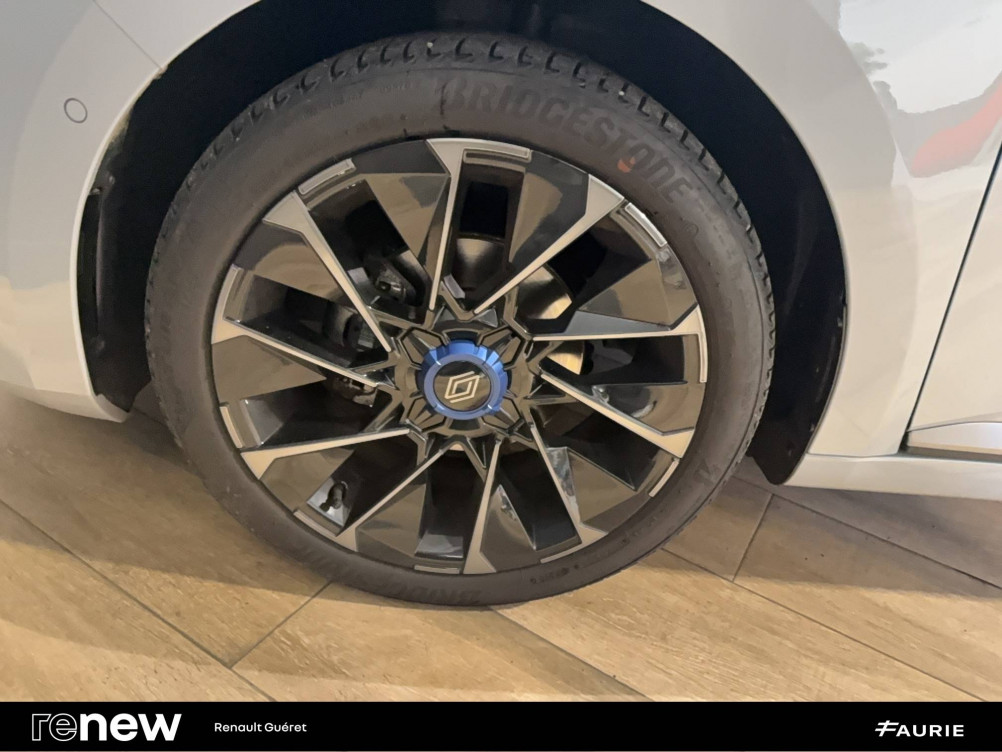 Acheter Renault Clio 5 Clio TCe 90 ch GSR2 Esprit Alpine 5p occasion dans les concessions du Groupe Faurie