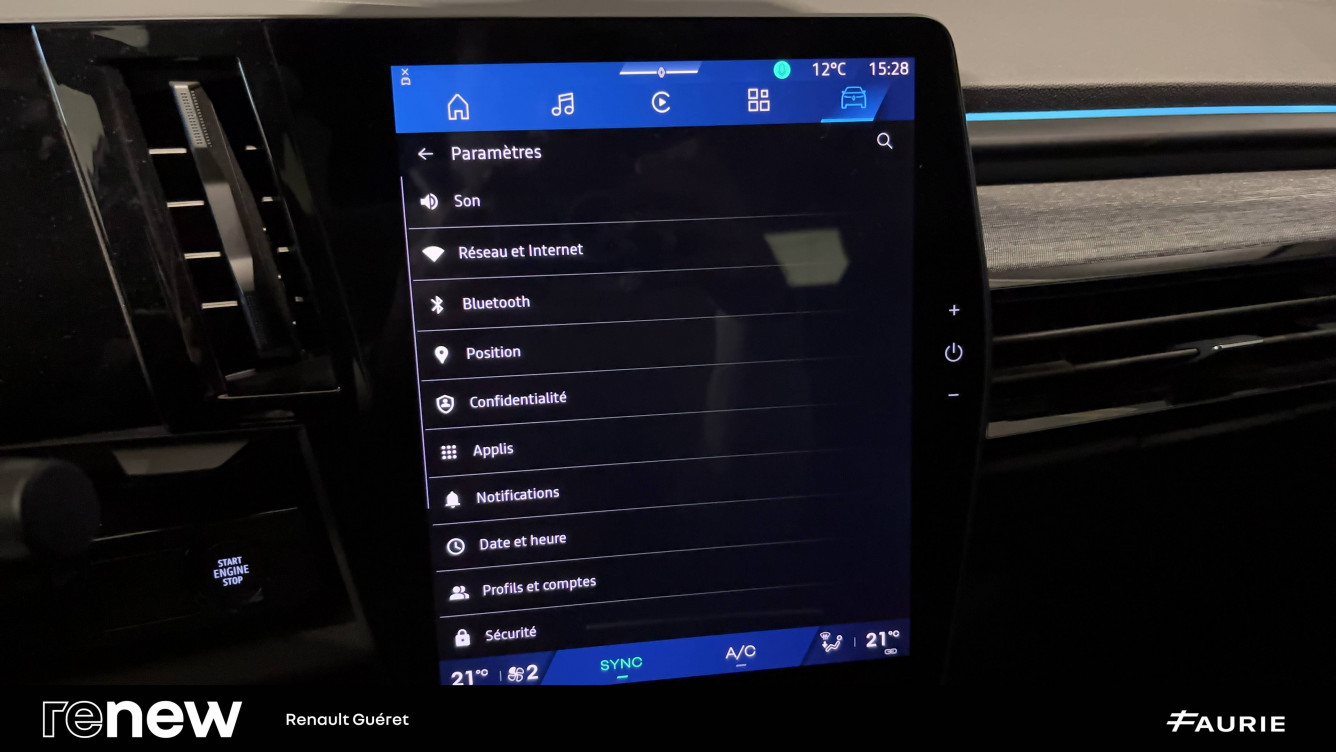Acheter Renault Austral Austral E-Tech full hybrid 200 GSR2 Techno 5p occasion dans les concessions du Groupe Faurie