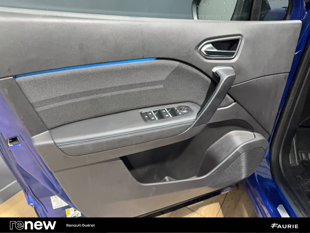 Acheter Renault Captur 2 Captur E-Tech full hybrid 145 ch esprit Alpine 5p occasion dans les concessions du Groupe Faurie