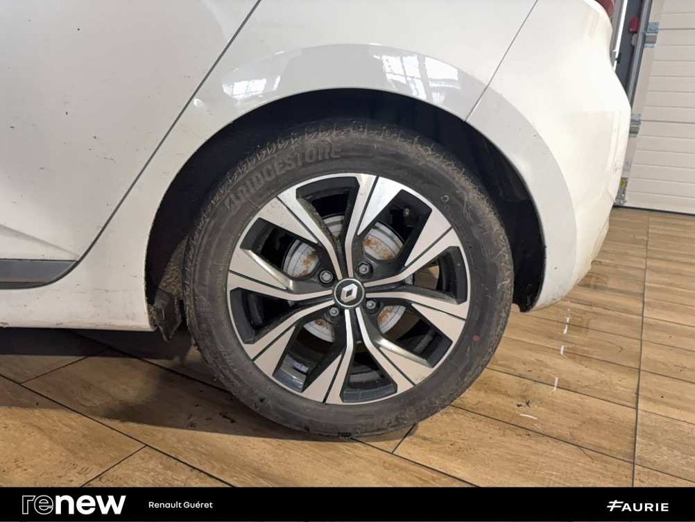 Acheter Renault Clio 5 Clio E-Tech full hybrid 145 Evolution 5p occasion dans les concessions du Groupe Faurie