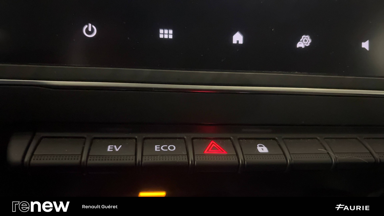 Acheter Renault Clio 5 Clio E-Tech full hybrid 145 Evolution 5p occasion dans les concessions du Groupe Faurie