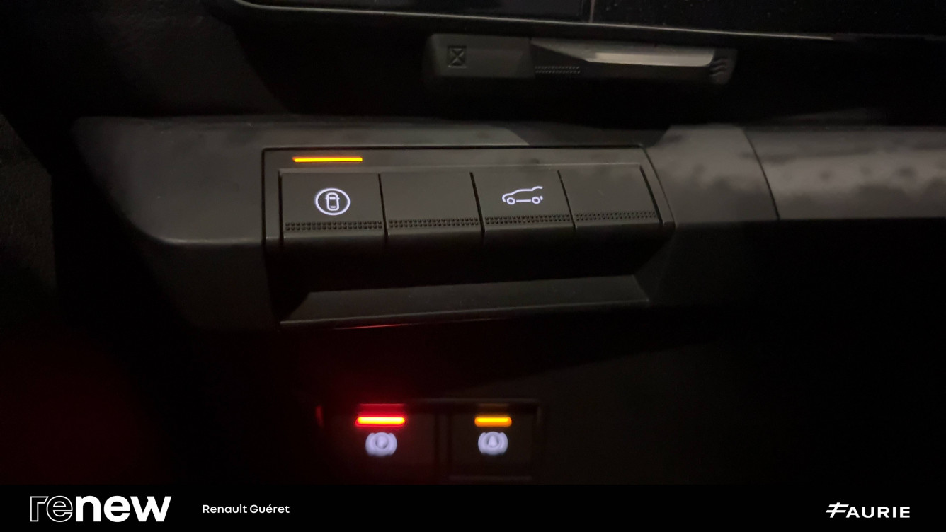 Acheter Renault Scenic 5 Scenic E-Tech electrique 220 ch grande autonomie Techno Iconic 5p occasion dans les concessions du Groupe Faurie