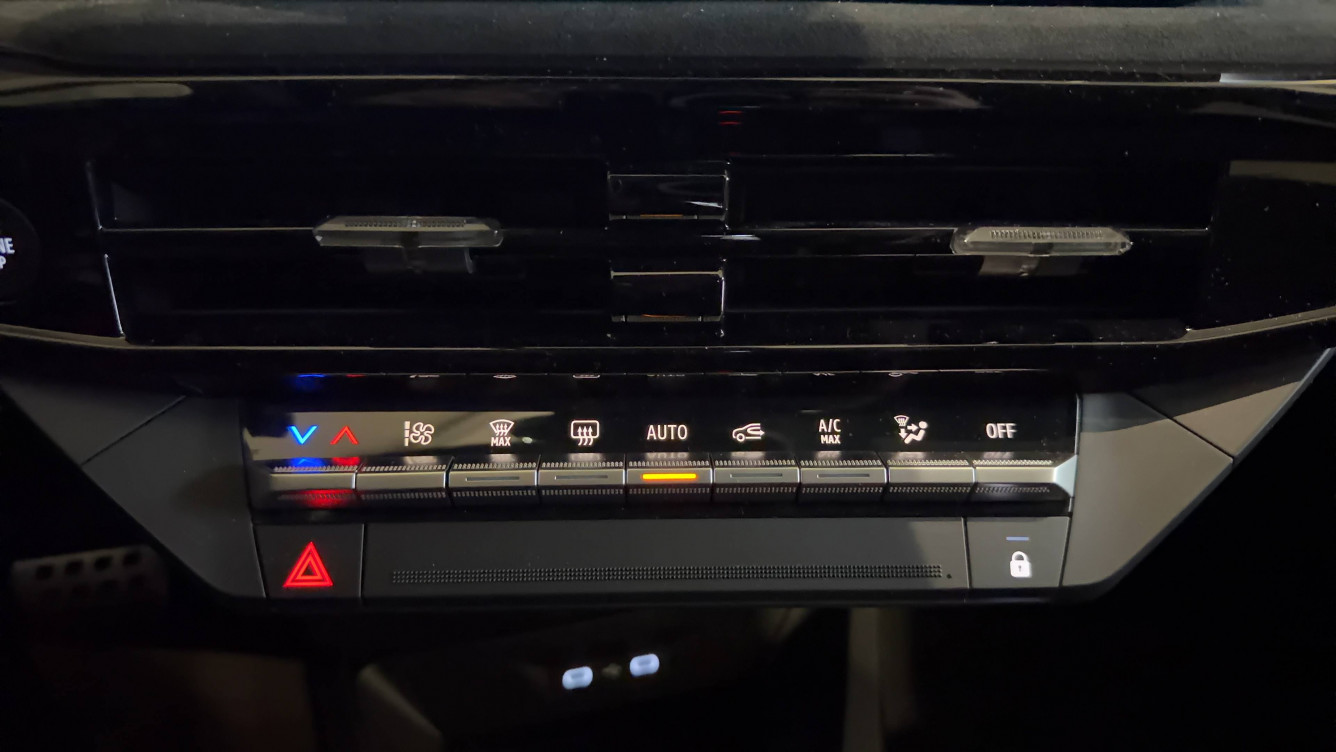 Acheter Renault Clio 6 Clio E-Tech full hybrid 160 ch esprit Alpine 5p neuf dans les concessions du Groupe Faurie