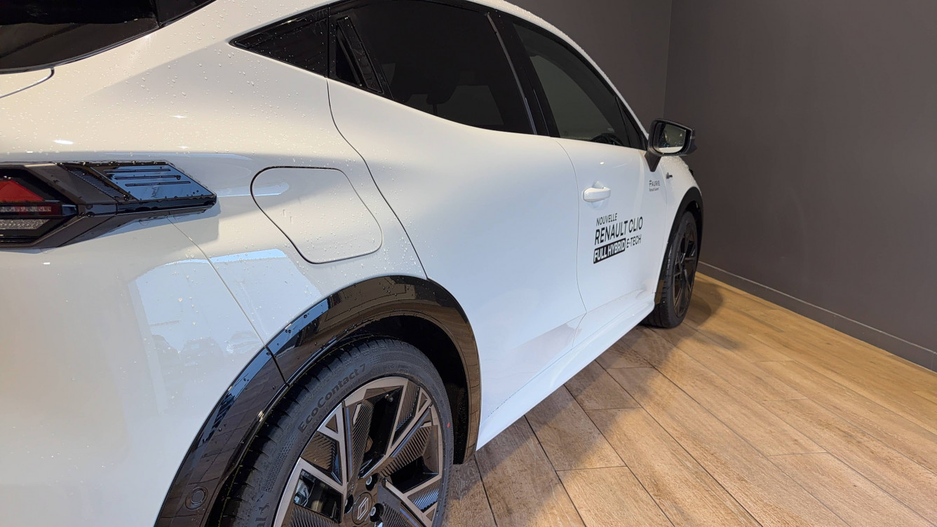 Acheter Renault Clio 6 Clio E-Tech full hybrid 160 ch esprit Alpine 5p neuf dans les concessions du Groupe Faurie