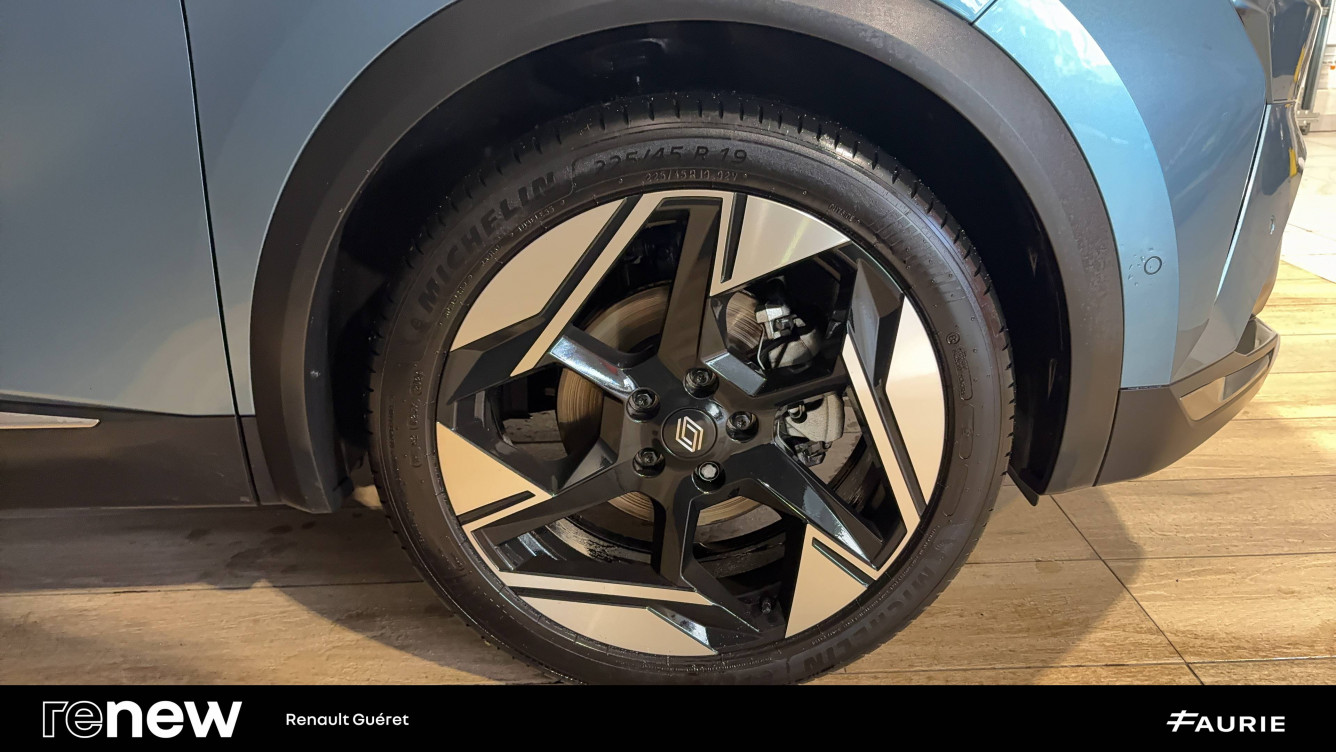 Acheter Renault Symbioz Symbioz E-Tech full hybrid 145 Iconic 5p occasion dans les concessions du Groupe Faurie