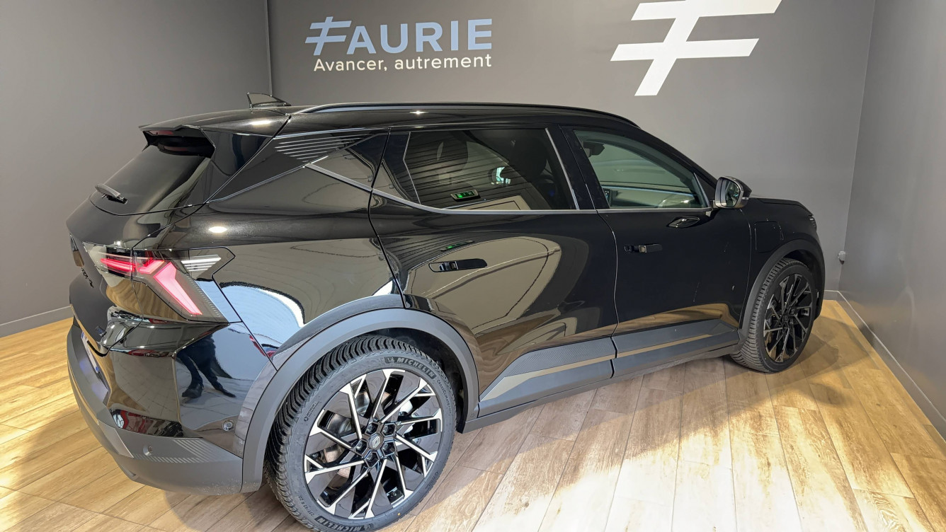 Acheter Renault Scenic 5 Scenic E-Tech electrique 220 ch grande autonomie Techno esprit Alpine 5p neuf dans les concessions du Groupe Faurie