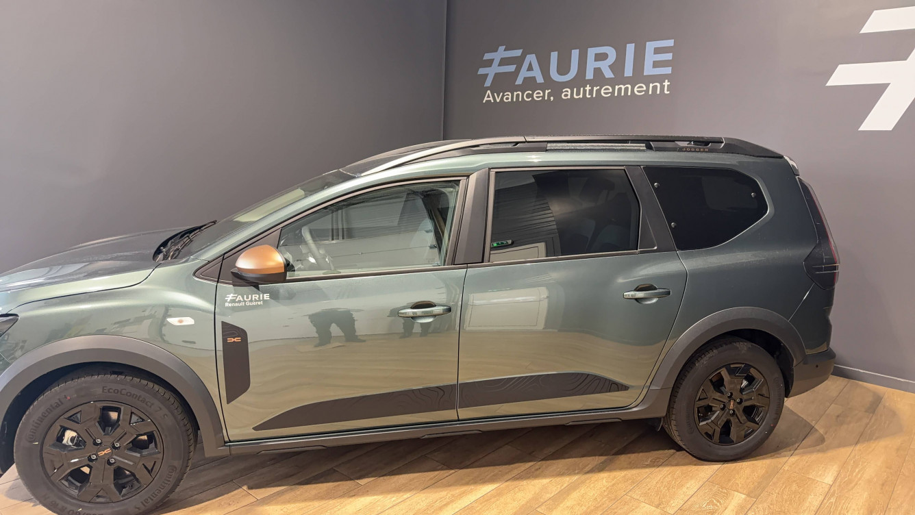 Acheter Dacia Jogger Jogger Hybrid 155 7 pl Extreme 5p neuf dans les concessions du Groupe Faurie