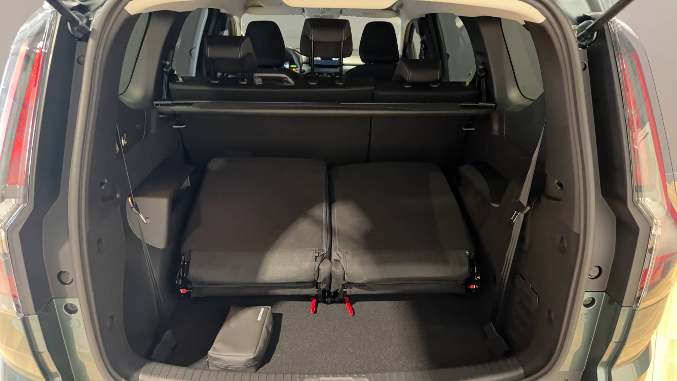 Acheter Dacia Jogger Jogger Hybrid 155 7 pl Extreme 5p neuf dans les concessions du Groupe Faurie