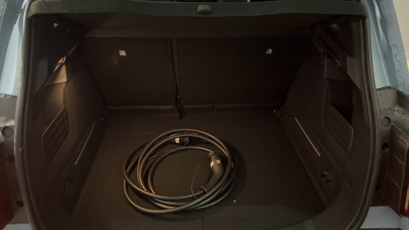 Acheter Renault Renault 4 Renault 4 E-Tech Electrique 150 ch autonomie confort Techno 5p neuf dans les concessions du Groupe Faurie