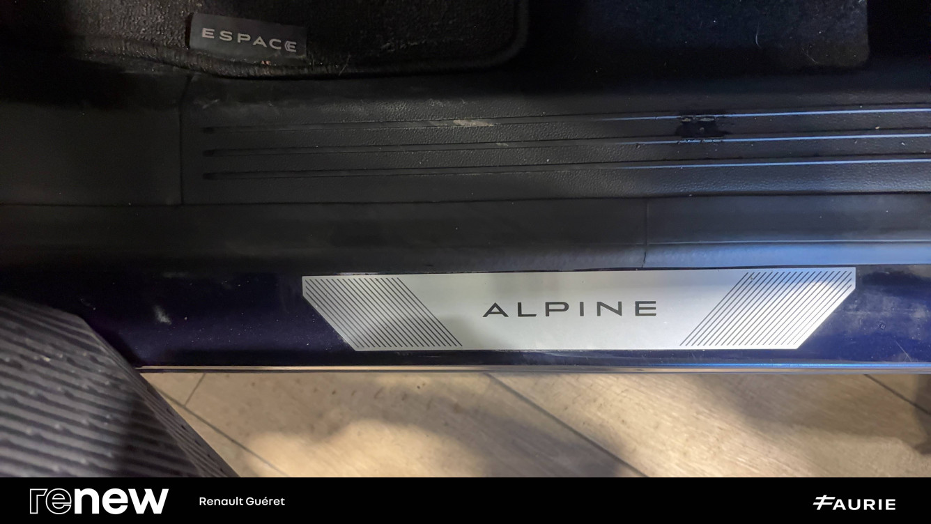 Acheter Renault Espace 6 Espace E-Tech hybrid 200 esprit Alpine 5p occasion dans les concessions du Groupe Faurie