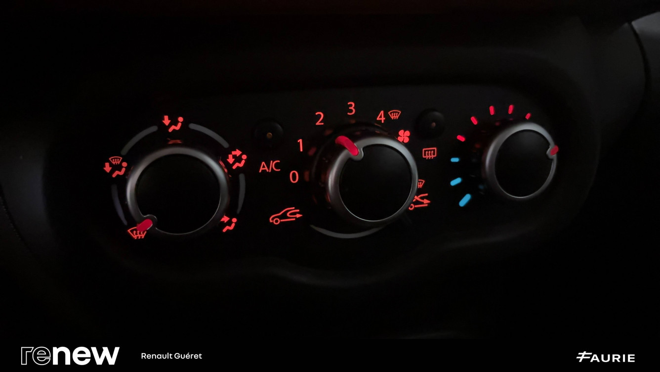 Acheter Renault Twingo 3 Twingo III TCe 95 Zen 5p occasion dans les concessions du Groupe Faurie