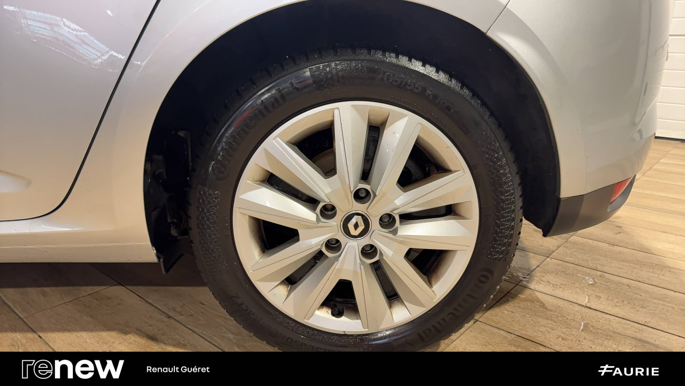 Acheter Renault Megane 4 Mégane IV Berline TCe 115 FAP - 21N Business 5p occasion dans les concessions du Groupe Faurie