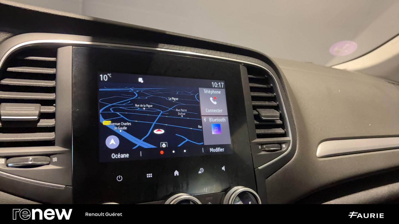 Acheter Renault Megane 4 Mégane IV Berline TCe 115 FAP - 21N Business 5p occasion dans les concessions du Groupe Faurie