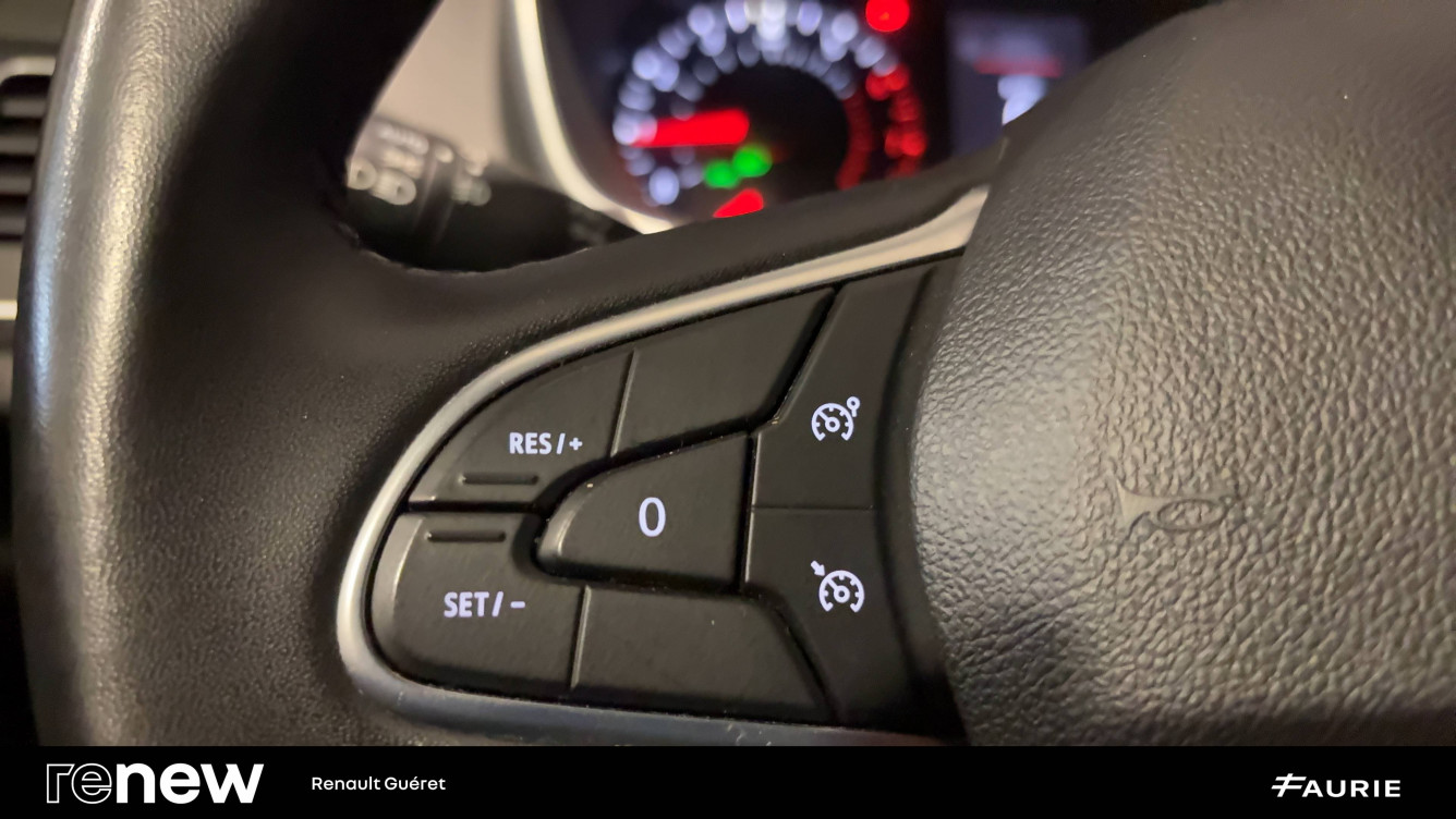 Acheter Renault Megane 4 Mégane IV Berline TCe 115 FAP - 21N Business 5p occasion dans les concessions du Groupe Faurie