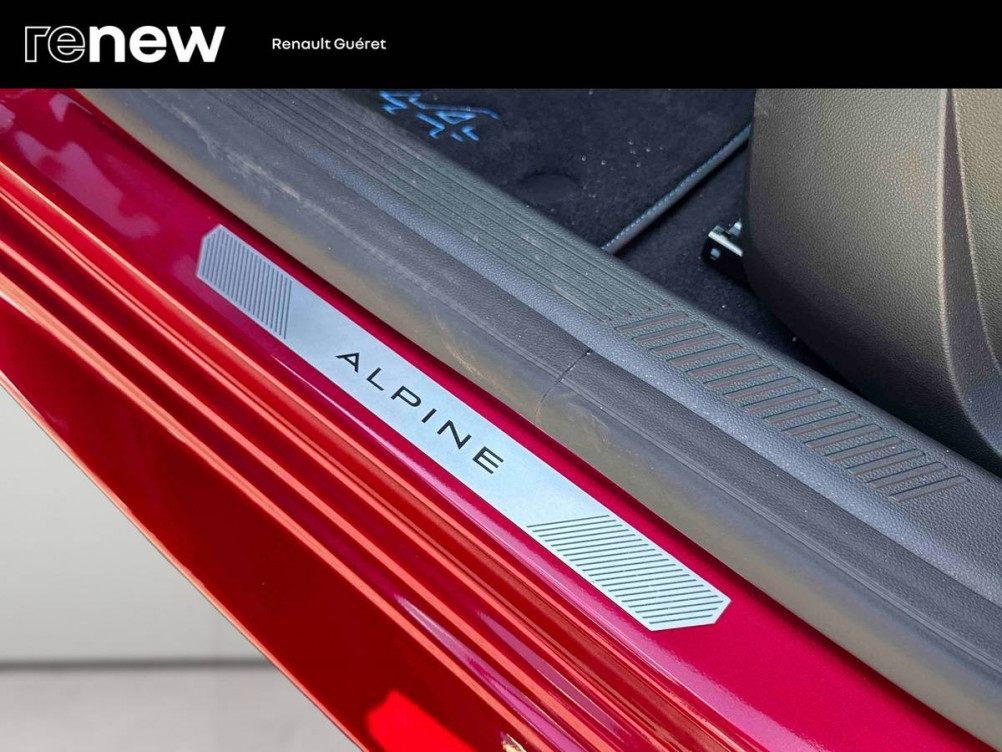 Acheter Renault Clio 6 Clio E-Tech full hybrid 160 ch esprit Alpine 5p neuf dans les concessions du Groupe Faurie