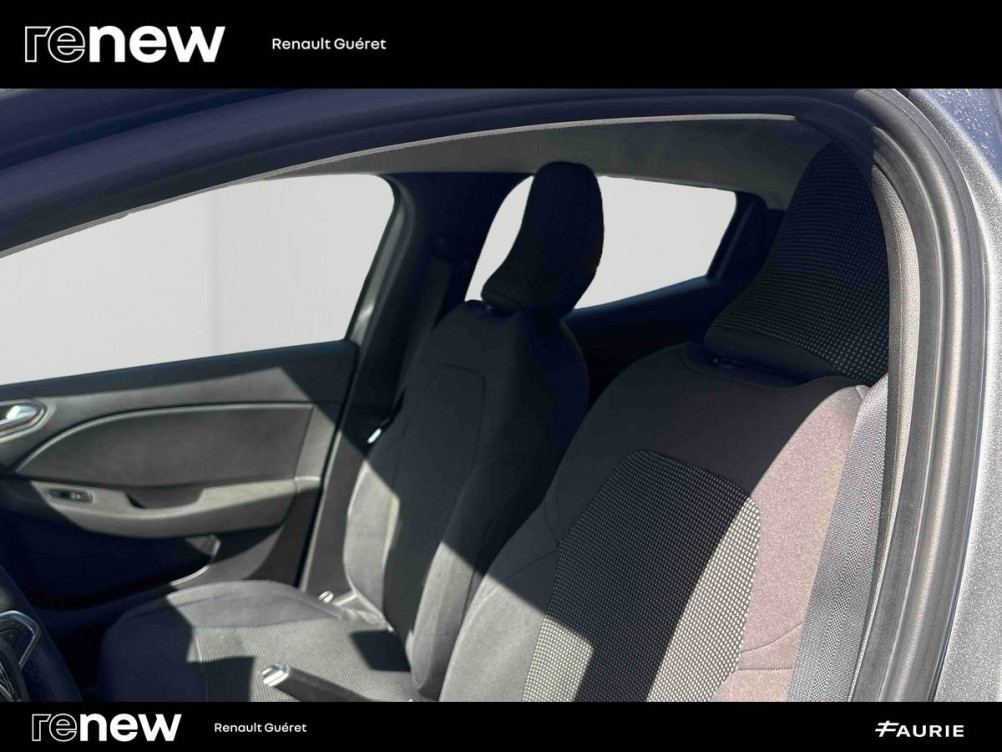 Acheter Renault Clio 5 Clio E-Tech full hybrid 145 Evolution 5p occasion dans les concessions du Groupe Faurie