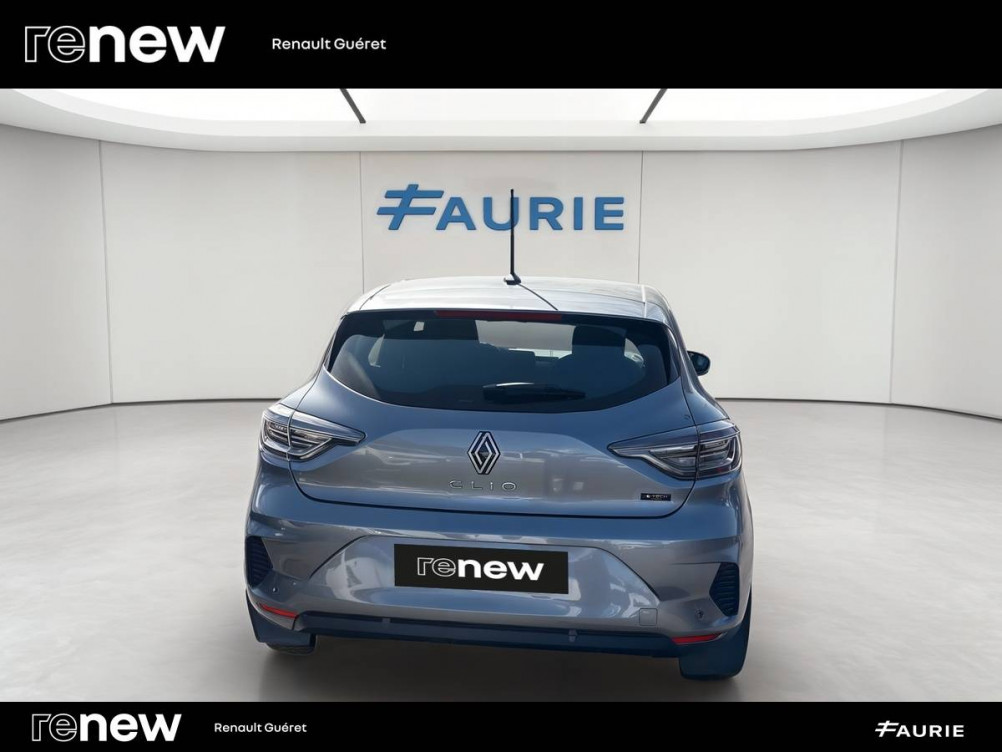 Acheter Renault Clio 5 Clio E-Tech full hybrid 145 Evolution 5p occasion dans les concessions du Groupe Faurie