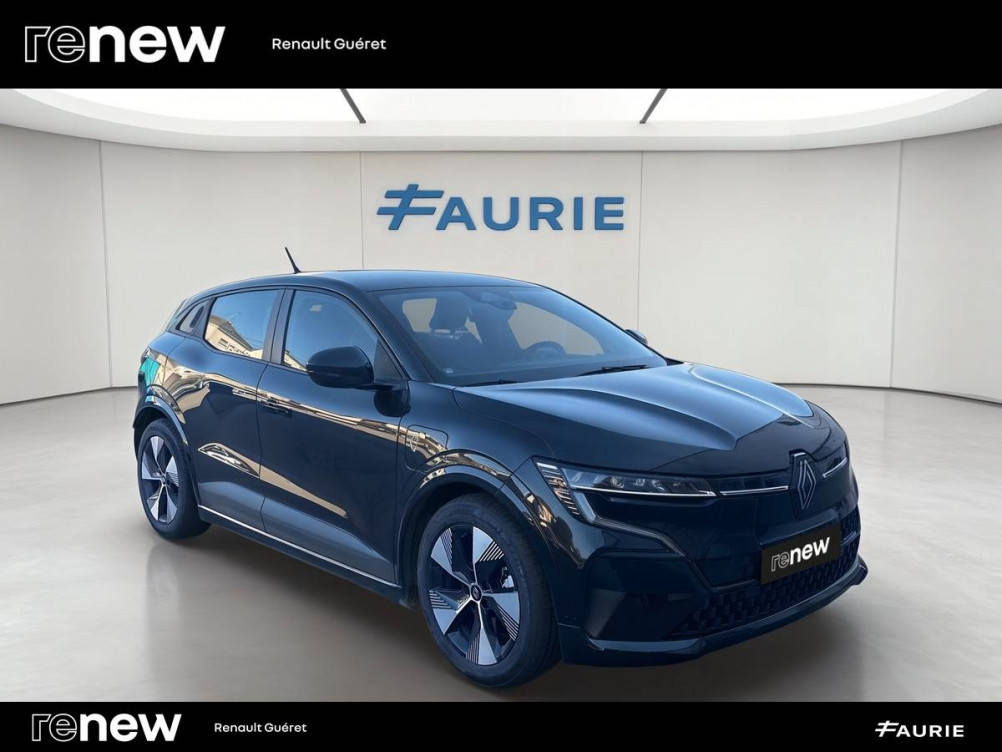 Acheter Renault Megane E-Tech Megane E-Tech EV40 130ch standard charge Equilibre 5p occasion dans les concessions du Groupe Faurie