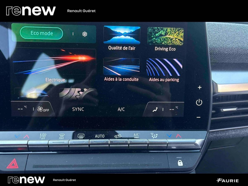Acheter Renault Megane E-Tech Megane E-Tech EV40 130ch standard charge Equilibre 5p occasion dans les concessions du Groupe Faurie