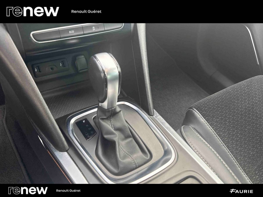 Acheter Renault Megane 4 Mégane IV Berline Blue dCi 115 EDC Intens 5p occasion dans les concessions du Groupe Faurie