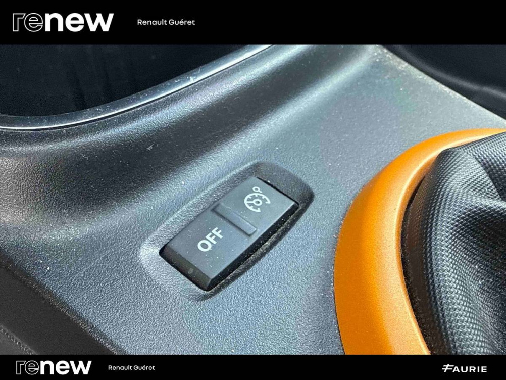 Acheter Renault Twingo 3 Twingo III TCe 95 Zen 5p occasion dans les concessions du Groupe Faurie