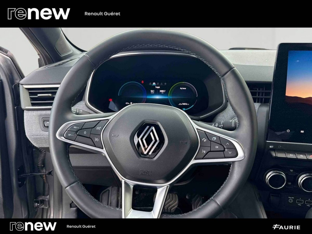 Acheter Renault Clio 5 Clio E-Tech hybride 145 Techno 5p occasion dans les concessions du Groupe Faurie