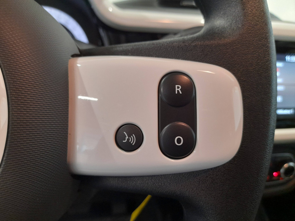 Acheter Renault Twingo 3 Twingo III Achat Intégral Zen 5p occasion dans les concessions du Groupe Faurie
