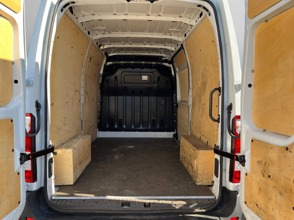 Acheter Renault Master 3 MASTER FGN TRAC F3500 L2H2 DCI 135 GRAND CONFORT 4p occasion dans les concessions du Groupe Faurie