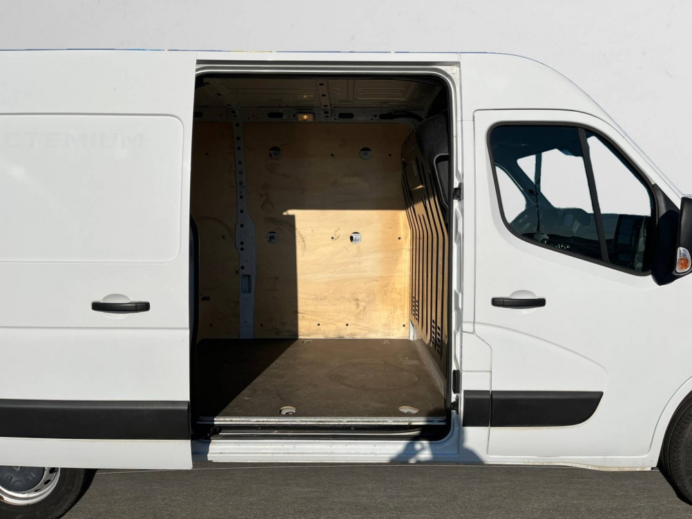 Acheter Renault Master 3 MASTER FGN TRAC F3500 L2H2 DCI 135 GRAND CONFORT 4p occasion dans les concessions du Groupe Faurie