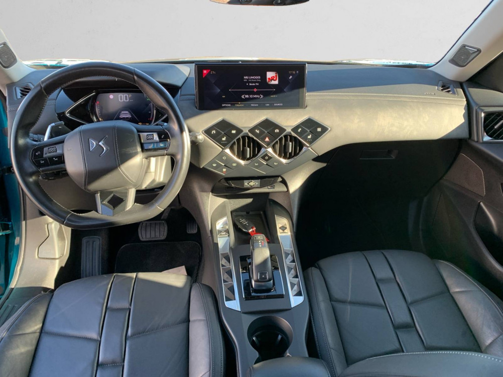 Acheter Ds Ds3 DS3 Crossback PureTech 130 EAT8 So Chic 5p occasion dans les concessions du Groupe Faurie
