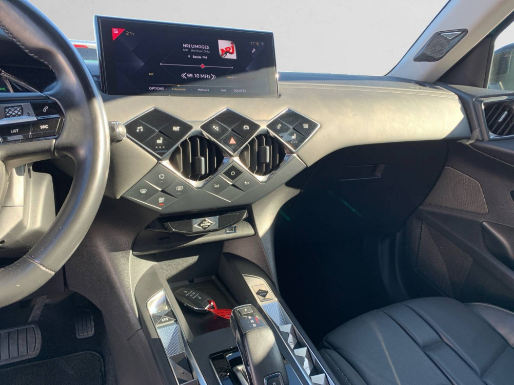 Acheter Ds Ds3 DS3 Crossback PureTech 130 EAT8 So Chic 5p occasion dans les concessions du Groupe Faurie