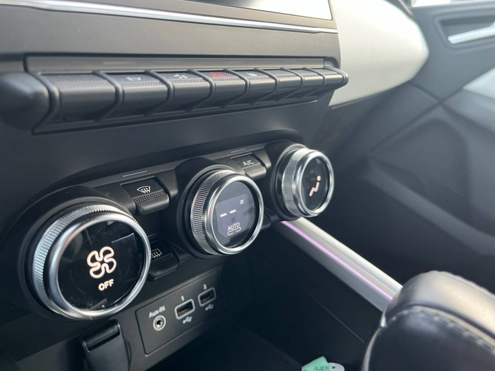 Acheter Renault Clio 5 Clio E-Tech 140 - 21N Intens 5p occasion dans les concessions du Groupe Faurie