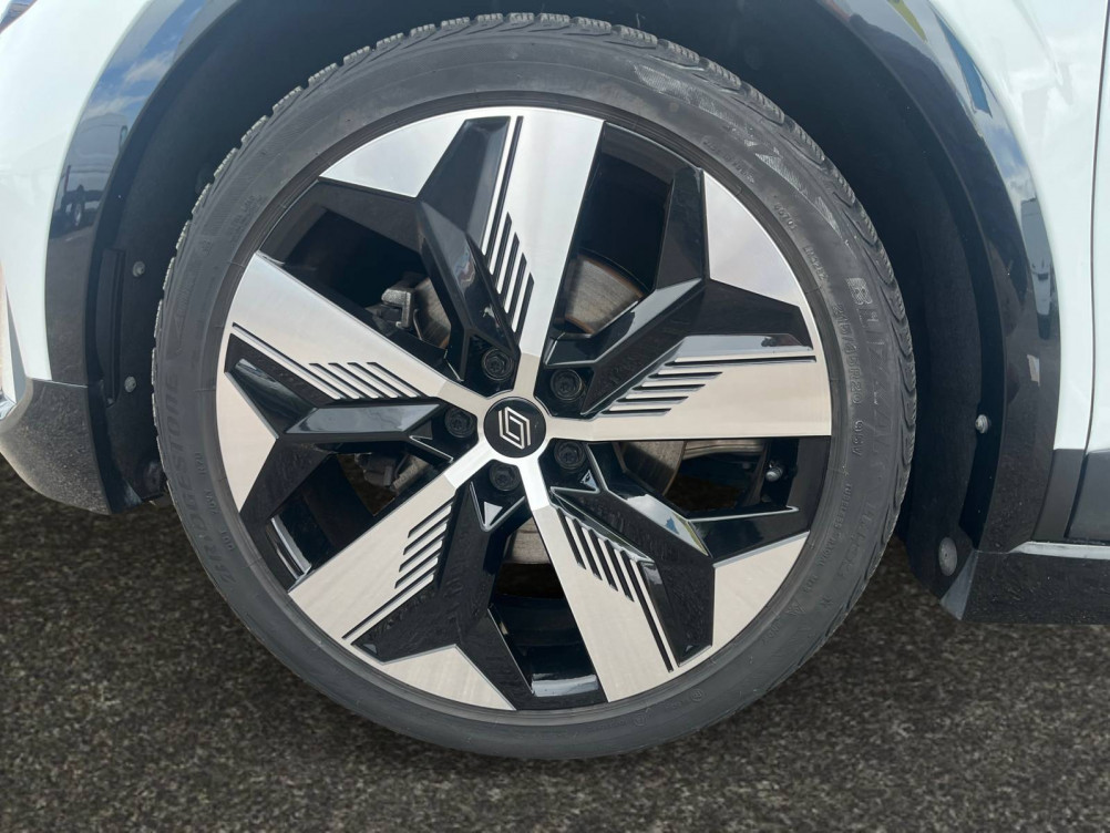 Acheter Renault Megane E-Tech Megane E-Tech EV60 220 ch super charge Techno 5p occasion dans les concessions du Groupe Faurie