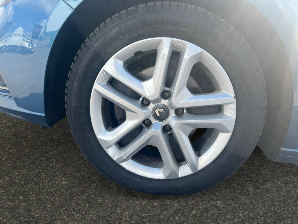 Acheter Renault Megane 4 Mégane IV Berline Blue dCi 115 EDC Business 5p occasion dans les concessions du Groupe Faurie