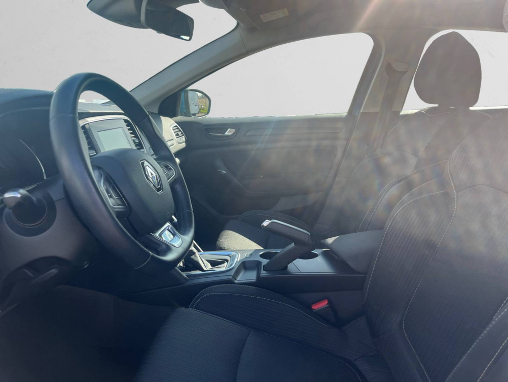 Acheter Renault Megane 4 Mégane IV Berline Blue dCi 115 EDC Business 5p occasion dans les concessions du Groupe Faurie