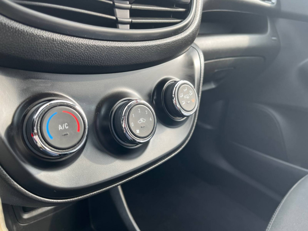 Acheter Opel Karl Karl 1.0 - 75 ch Edition Plus 5p occasion dans les concessions du Groupe Faurie
